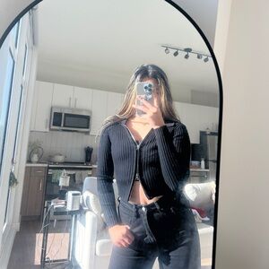 zip up long sleeve knit top